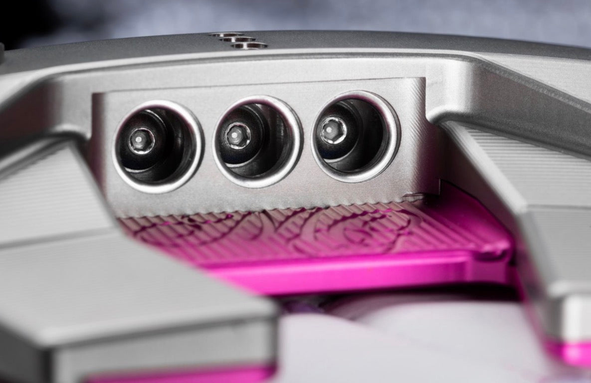 NEW SCOTTY CAMERON 2025 MY GIRL PINK & PEARLS PHANTOM 5 PROTOTYPE PUTTER SEALED