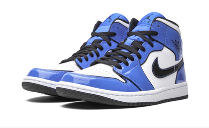 AIR JORDAN 1 MID SE "Signal Blue"