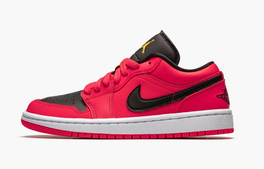 WMNS AIR JORDAN 1 LOW "Siren Red"